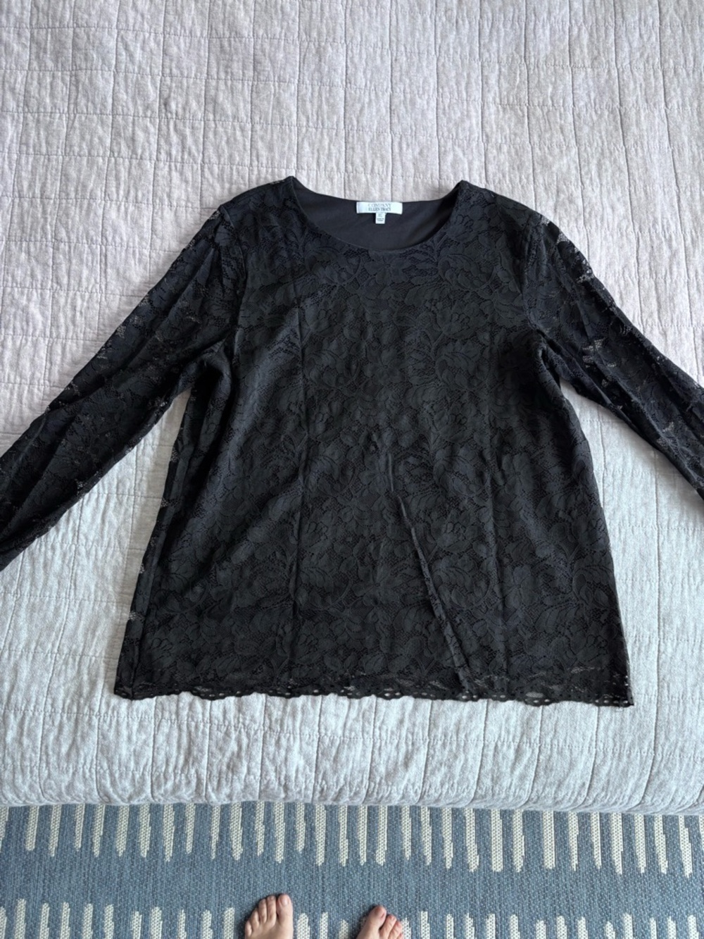 Ellen Tracy Black Floral Lace Long Sleeve Blouse
